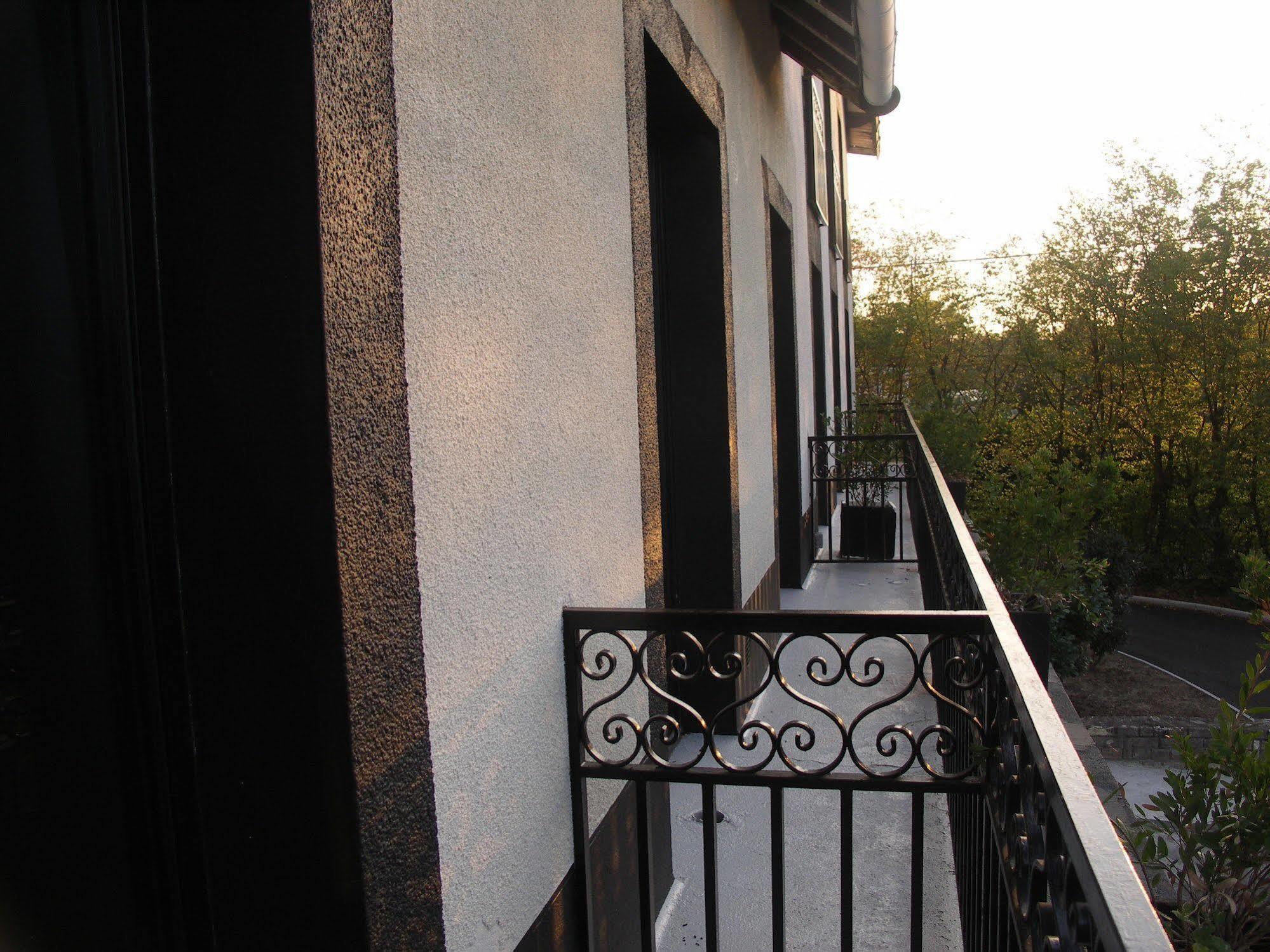 Logis - Hotel Restaurant La Mire Vierzon Exterior photo