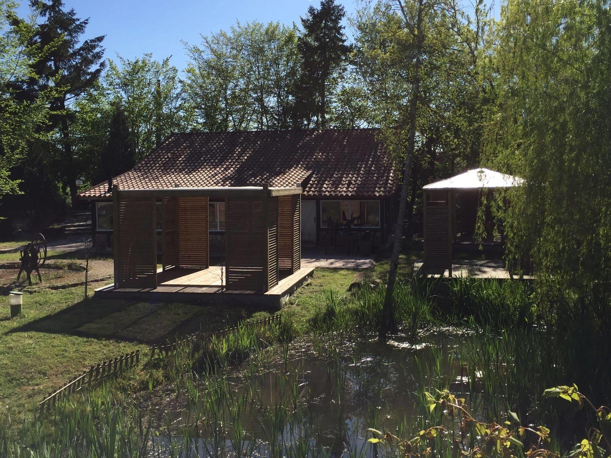 Logis - Hotel Restaurant La Mire Vierzon Exterior photo